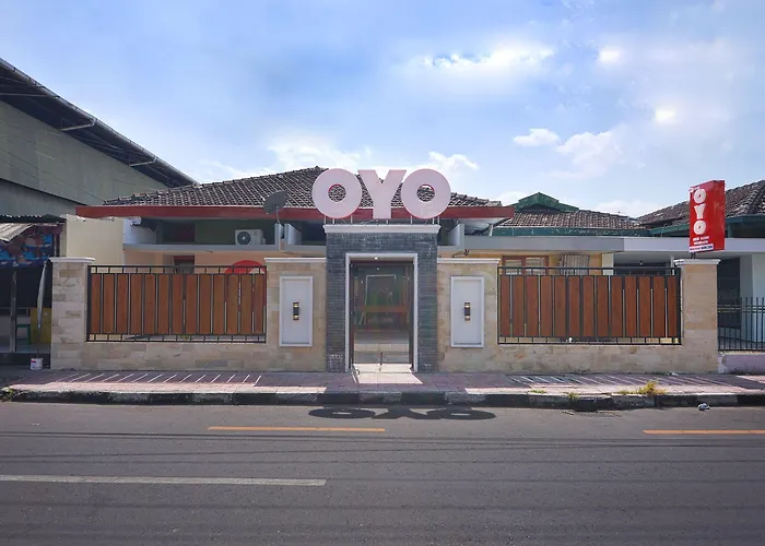 Super OYO 1046 Omah Pathok Hotel Yogyakarta